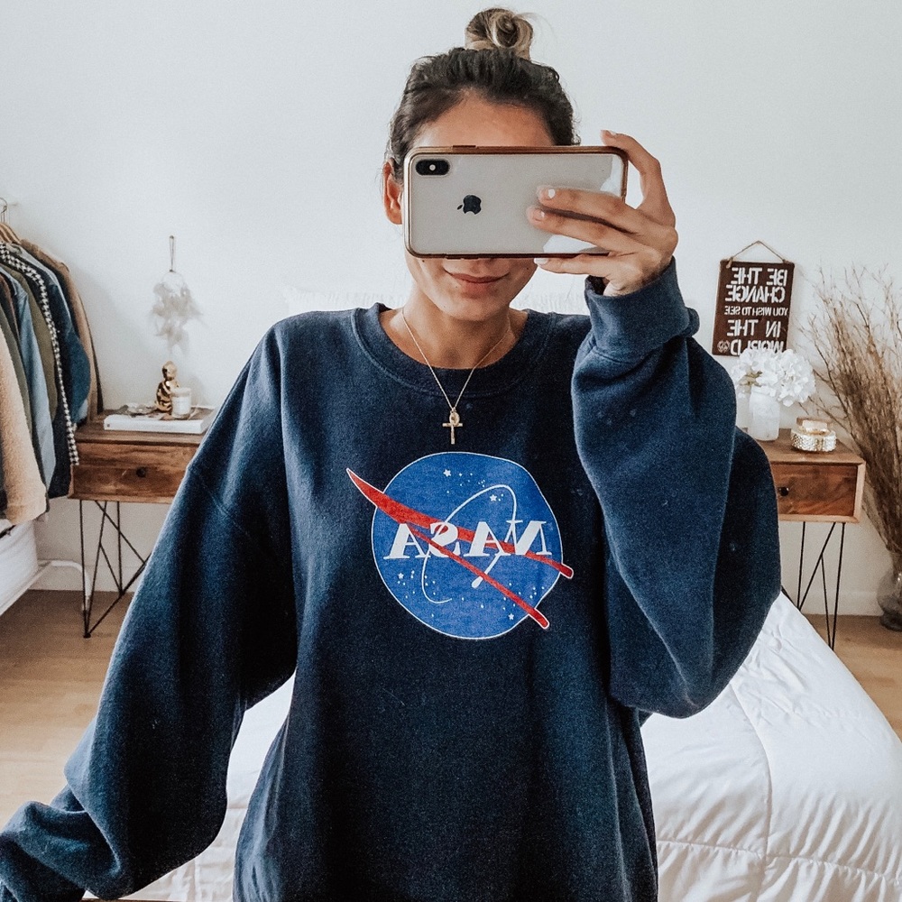 NASA Space Gildan 2XL Crew Neck Sweatshirt